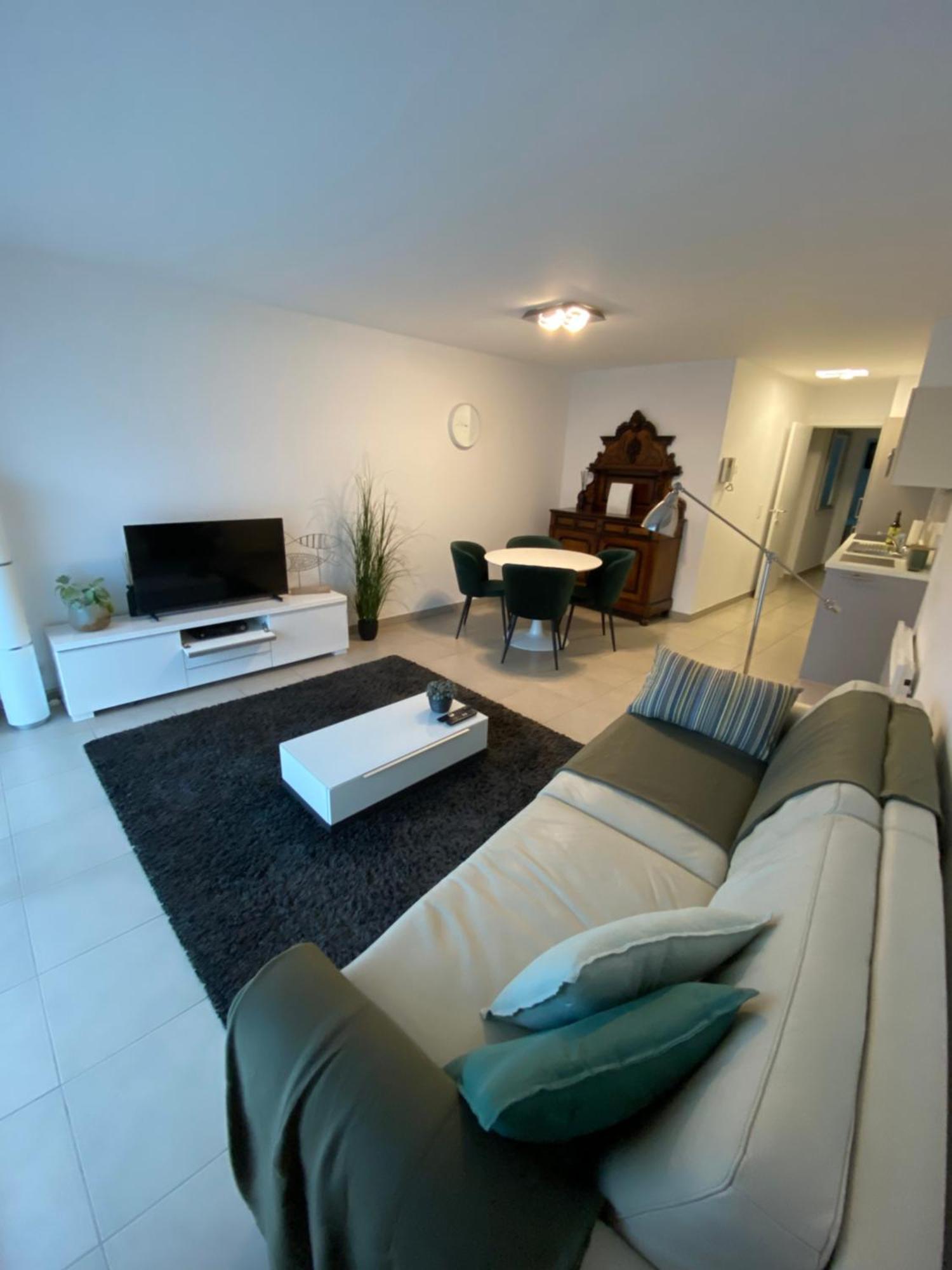 Gezellig Modern Appartement Met Optie Garagebox En In De Buurt Van Strand, Winkels En Restaurants Остенде Экстерьер фото